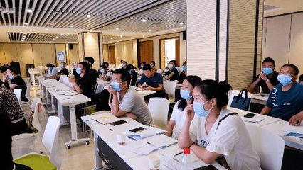 科技興國、政策惠企,襄陽市召開科經(jīng)專員培訓(xùn)會